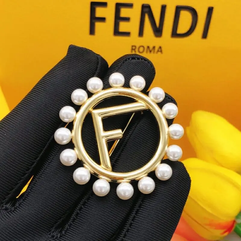 fendi brooches pour femme s_1261a572